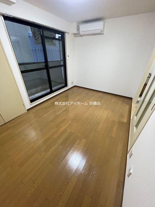 アメニティ関目の居間