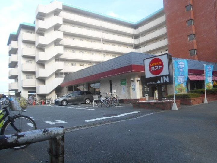 ヴィラロイヤルYUKIの周辺