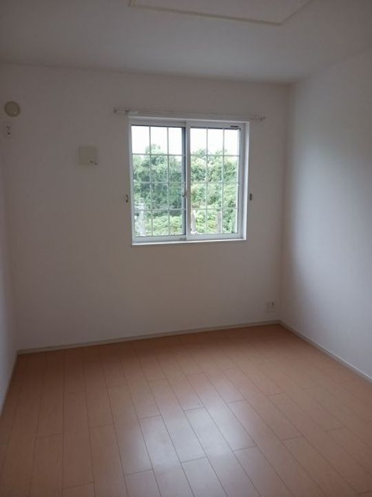 茨城県水戸市緑町3(アパート)の賃貸物件の居間