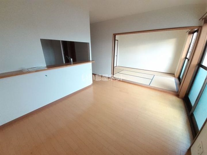 フォブールタウン成合Cの居間
