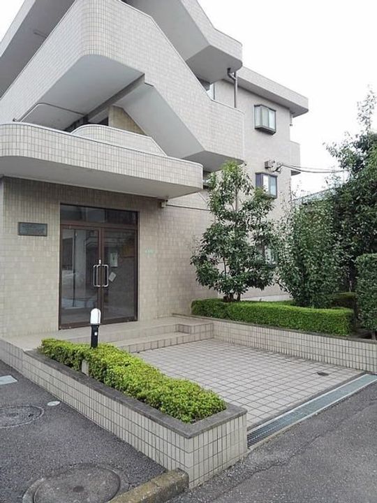 東京都昭島市郷地町2(マンション)の賃貸物件の地図