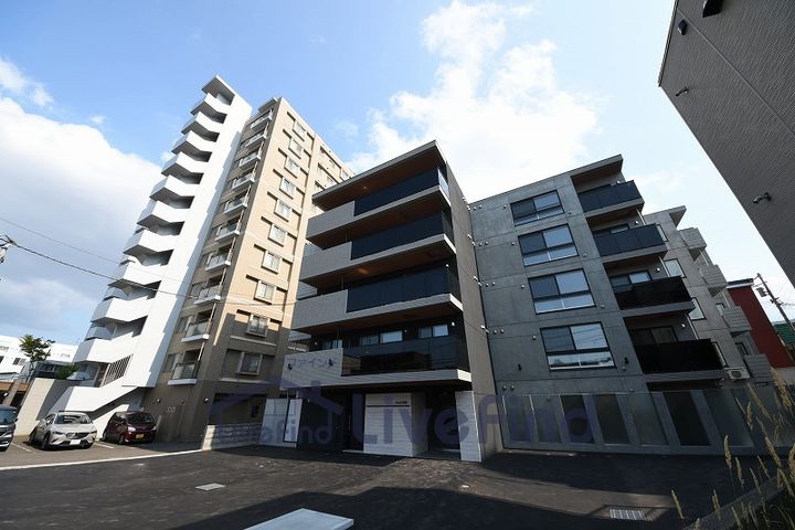 ウェルズ平岸の外観