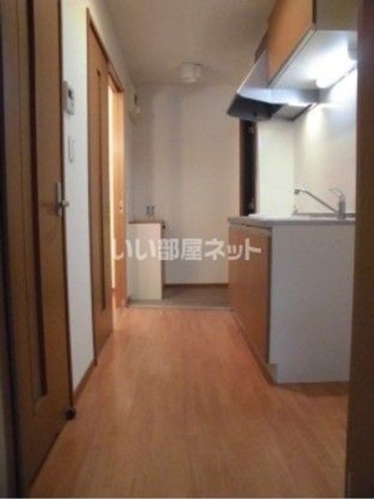 アイユーの内装