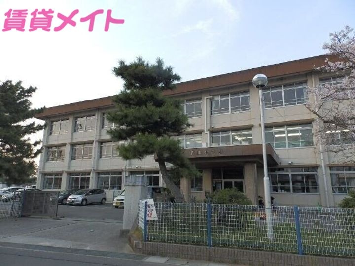三重県鈴鹿市下箕田2(一戸建)の賃貸物件の周辺