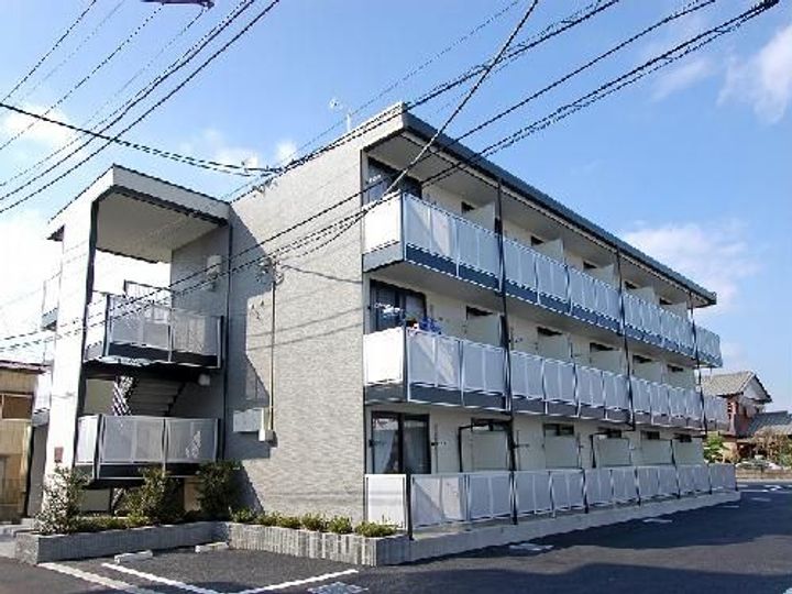 レオパレスアイあいビレッジの外観