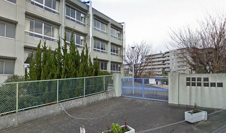 大阪府豊中市西泉丘2(マンション)の賃貸物件の周辺