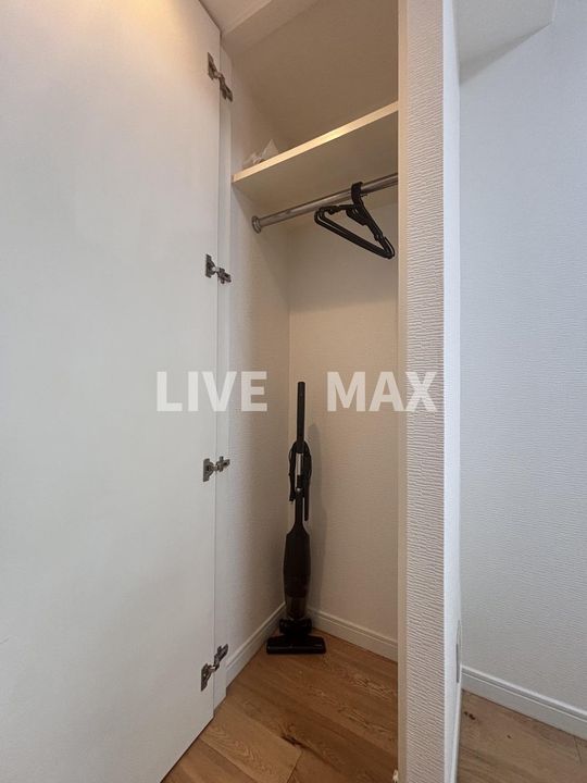 クレジデンス神谷町の内装