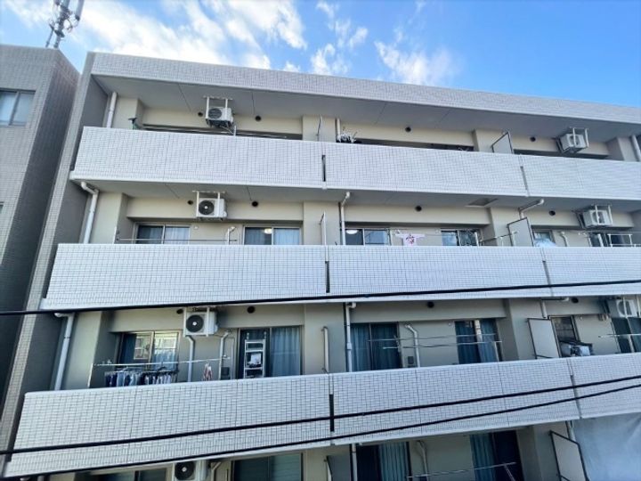 シャトル国立のその他画像