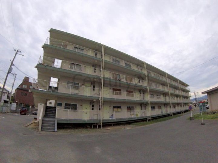 ビレッジハウス鴻池2号棟の外観