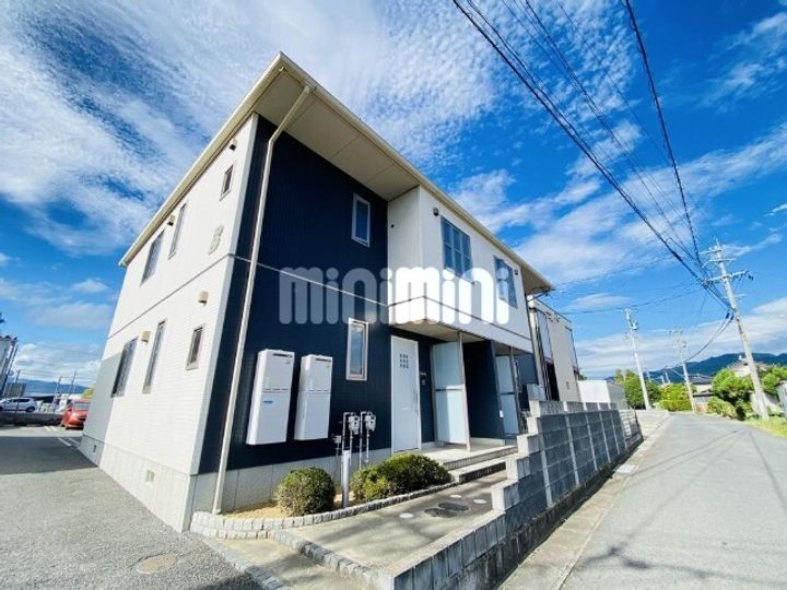 レジデンス B棟の外観
