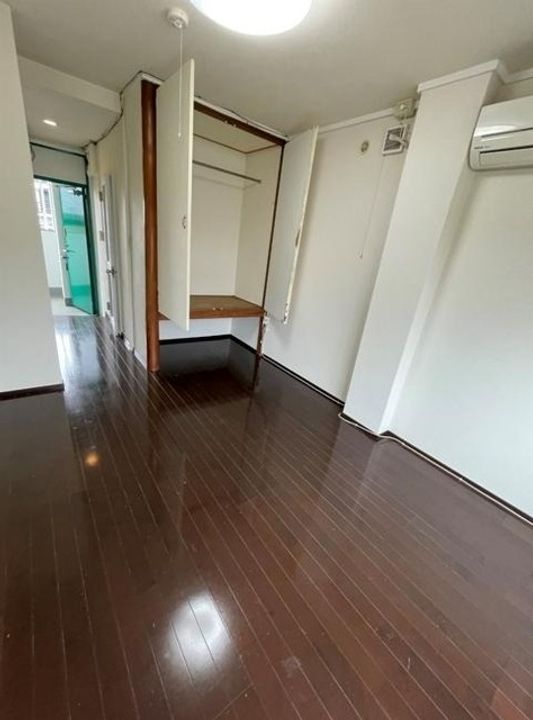 見次パークマンションの居間