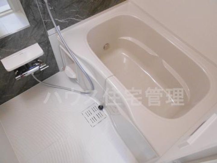 大阪府茨木市上泉町(アパート)の賃貸物件の風呂