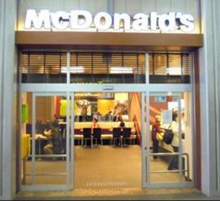 イニシアイオ西麻布の周辺