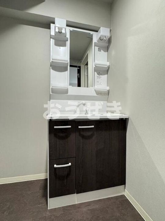 ノトスビルの内装