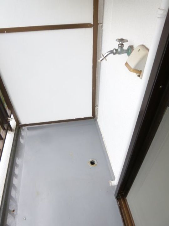 EST-小野原の内装