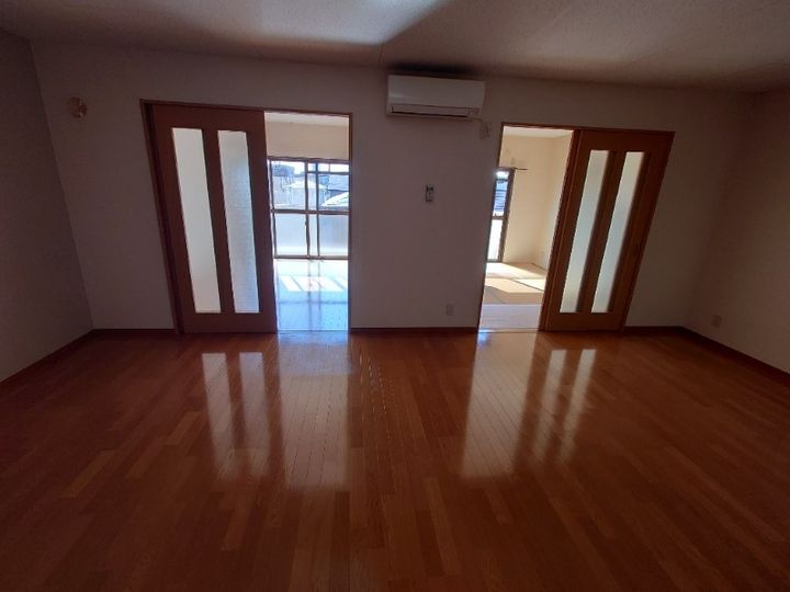 プレジールメゾンの居間