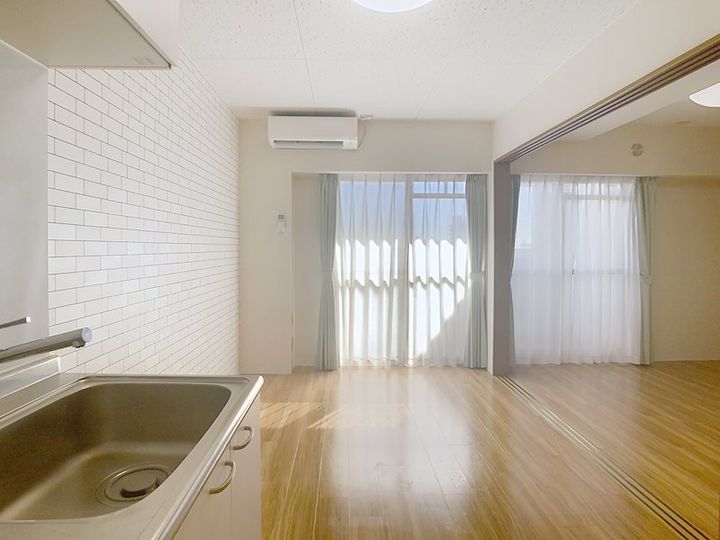 ソルトシティ浜松の居間