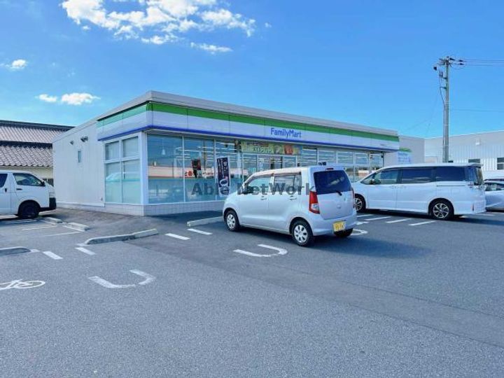 オルテンシア・ハルディンA・Bの周辺