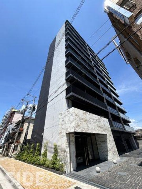 スワンズシティ大阪城コスタの外観