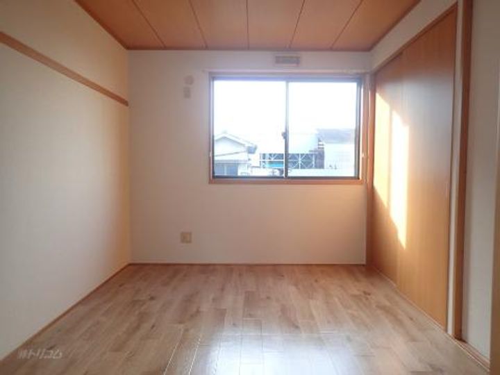 パレス曙 Aの居間