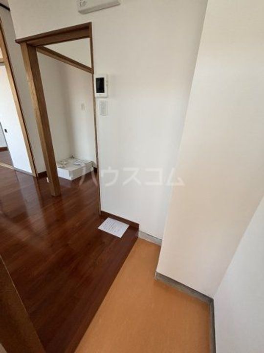オレンジモードの玄関