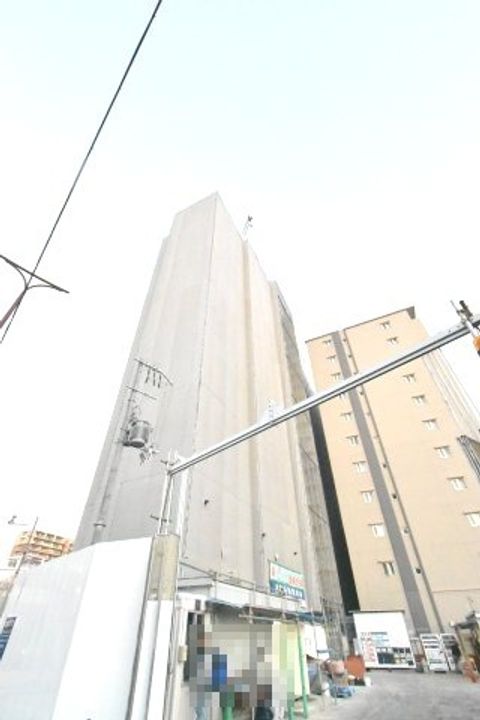 エスリード大阪プライムゲートの外観