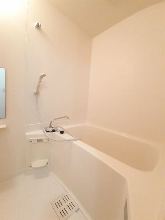 ソル・プロムナ-ドAの風呂