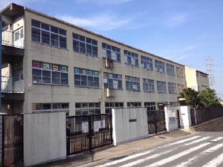 セイキハイツの周辺