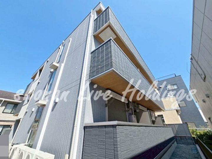 D’Bless横須賀の外観