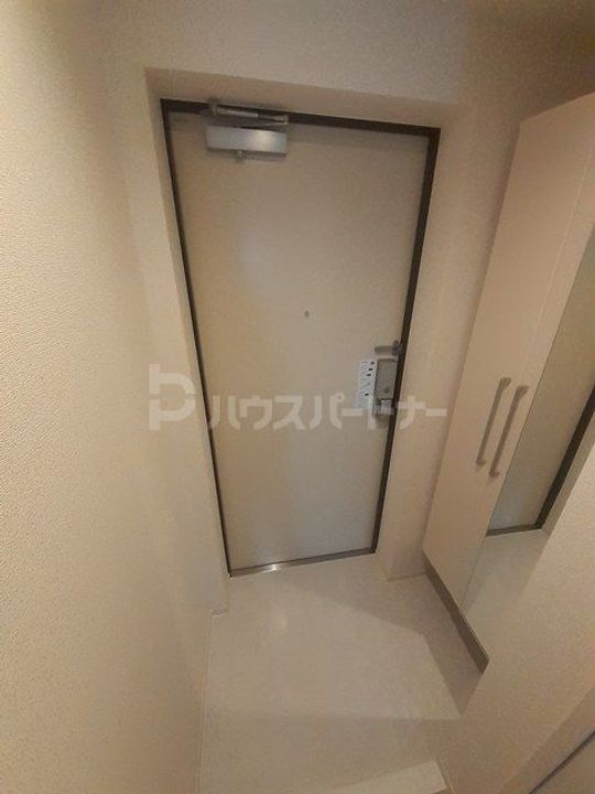 ローズボヌールIIIの玄関