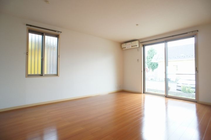 東京都昭島市緑町3(アパート)の賃貸物件の居間