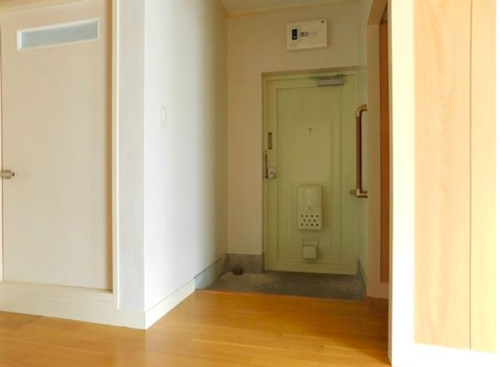 福岡県北九州市門司区高田1(マンション)の賃貸物件の玄関