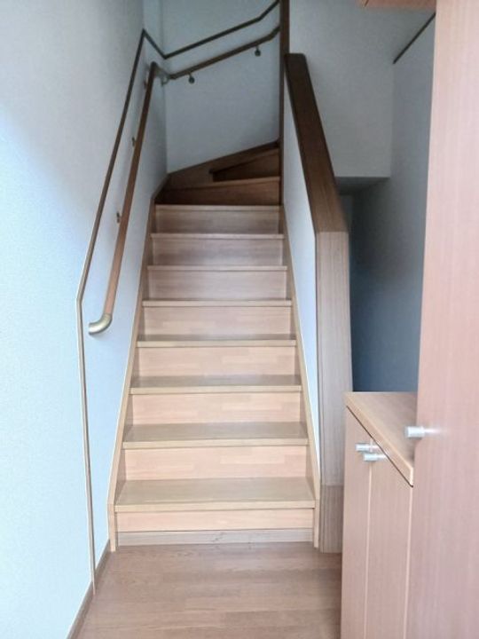 茨城県鹿嶋市大字平井(アパート)の賃貸物件の玄関