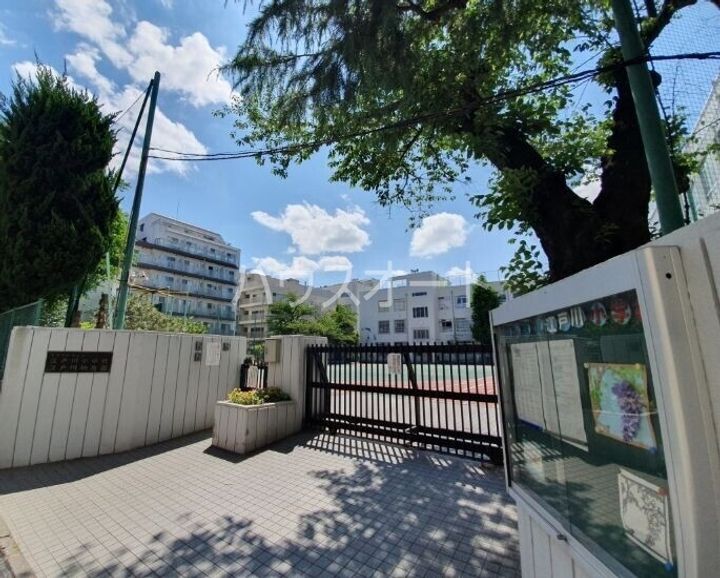 エステムプラザ神楽坂North Residenceの周辺