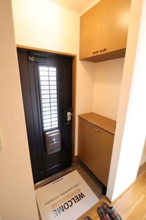 東京都三鷹市野崎4(一戸建)の賃貸物件の玄関