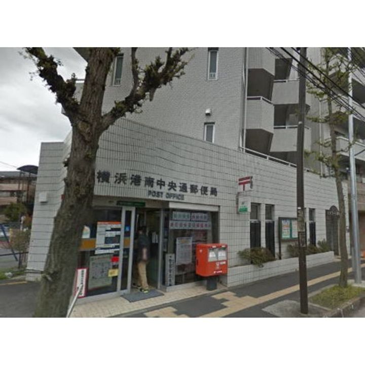 エイトク上大岡の周辺