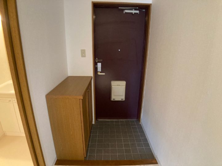 メゾンエスポワールの玄関