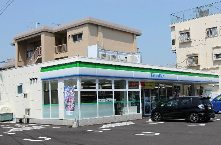 シャーメゾンシエロの周辺