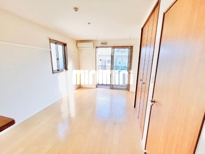 サンライト8の居間