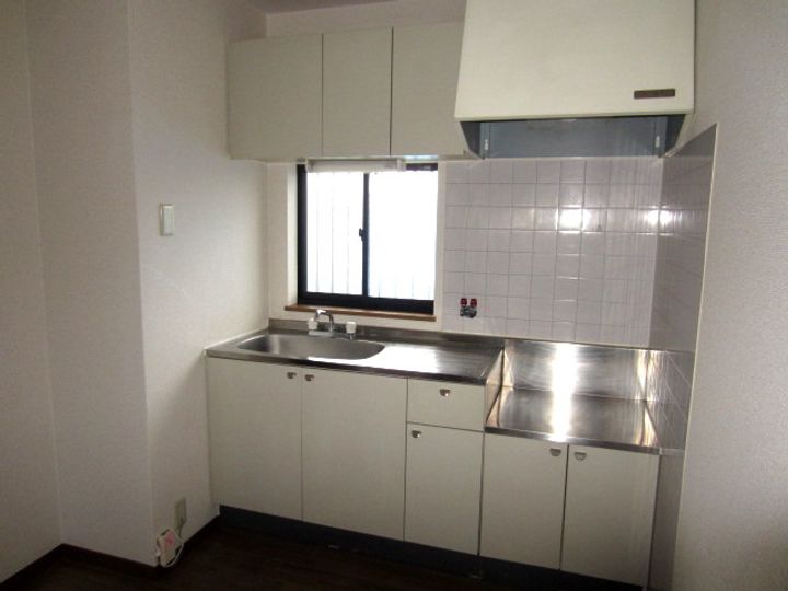 大阪府岸和田市藤井町3(アパート)の賃貸物件のキッチン