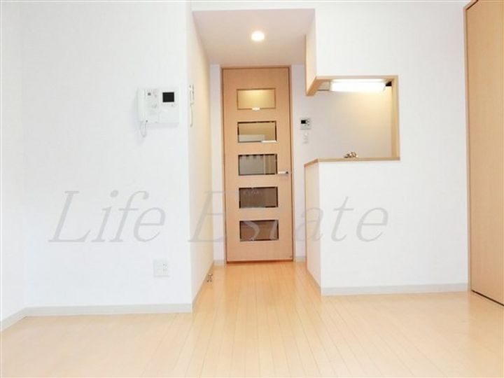 プロシード大阪城南の居間