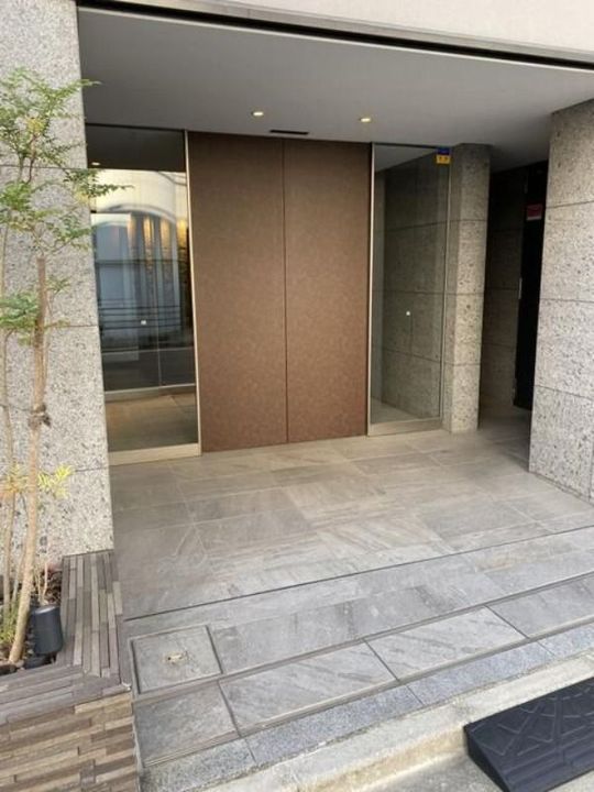 東京都新宿区若宮町(マンション)の賃貸物件の地図