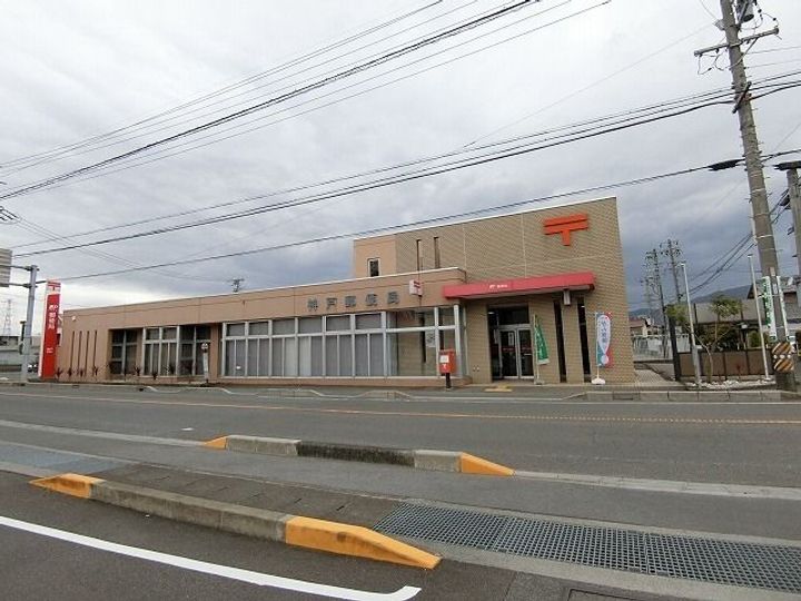 カーサ・プラシードの周辺