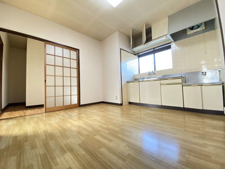 ハイツ吉弘の居間