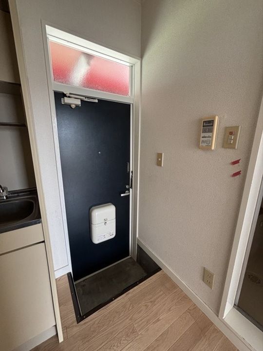 エトワール台原の玄関