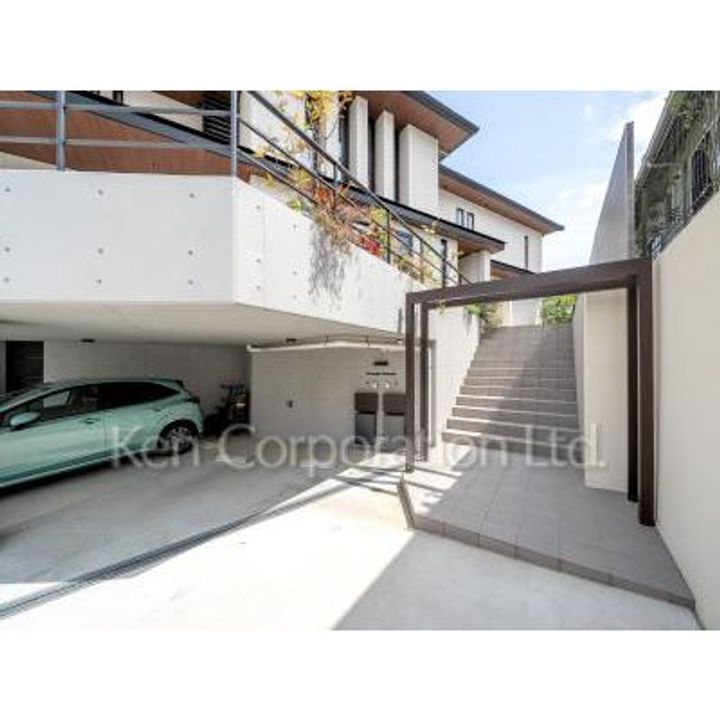 神奈川県横浜市中区山手町(一戸建)の賃貸物件の地図