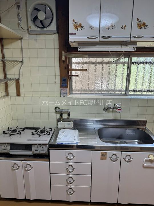 大阪府寝屋川市清水町(一戸建)の賃貸物件のキッチン