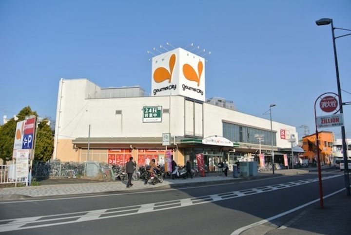 RUBELUSO(ルベルソ)の周辺