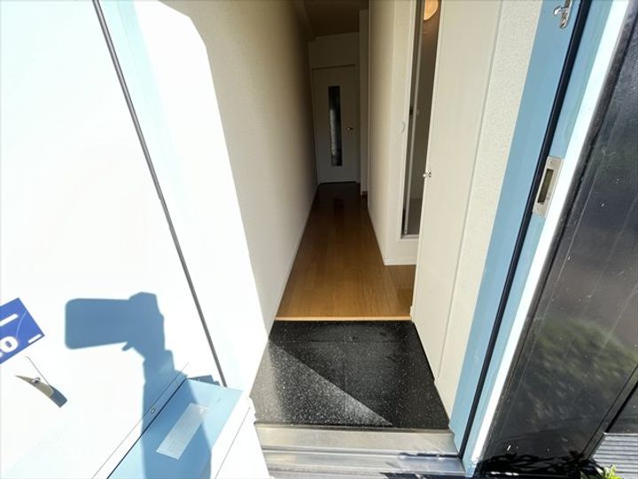 大阪府八尾市青山町4(一戸建)の賃貸物件の玄関