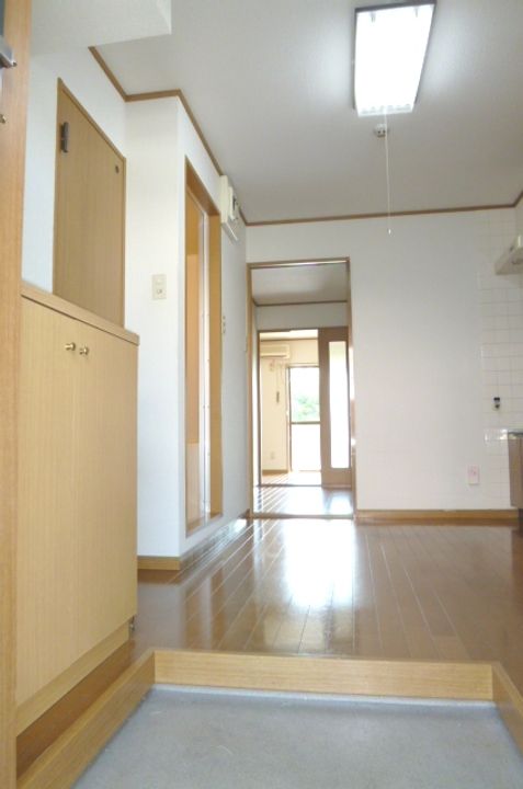 福岡県久留米市東合川6(マンション)の賃貸物件の玄関